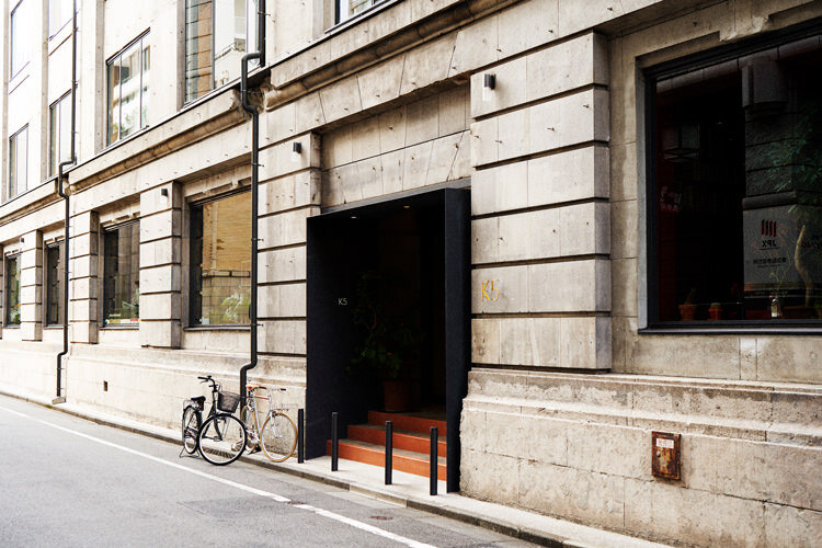 caveman ユニフォーム