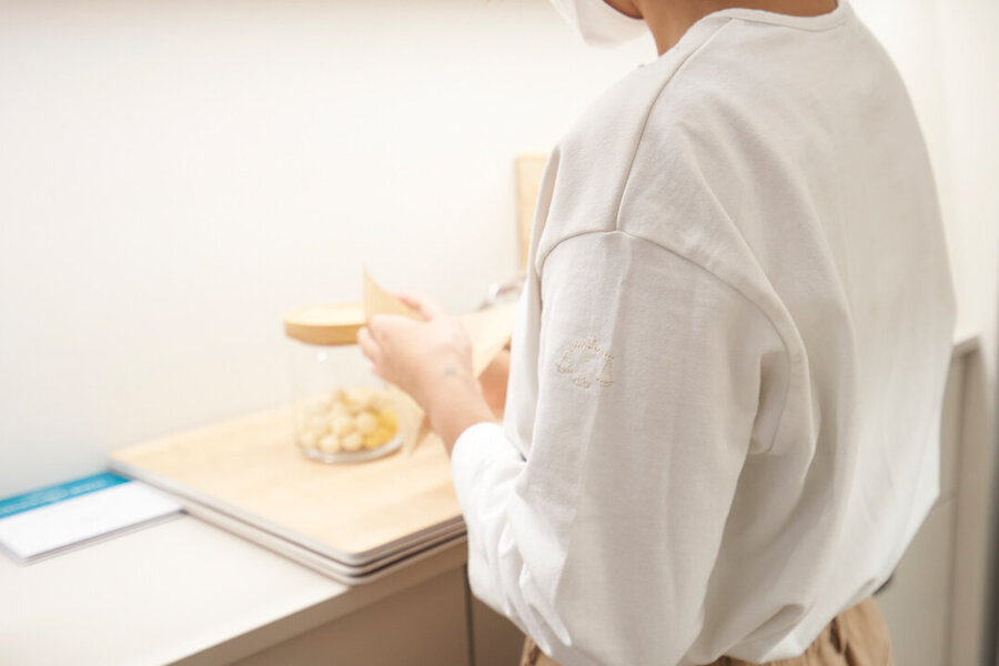 The Health Conscious Sweets Shop ユニフォーム